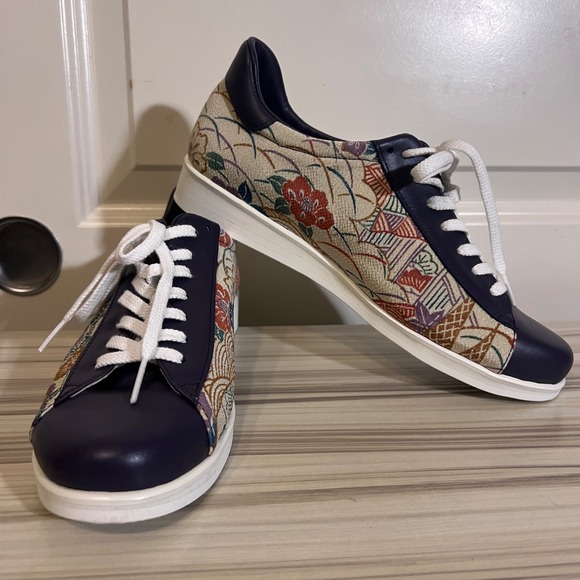 Tokyo Kimono Sneakers in Purple Orchid 003K (2023) - Picture 3 of 16